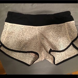 lululemon 2.5 shorts